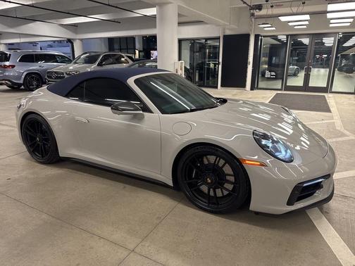 2024 Porsche 911 Carrera GTS