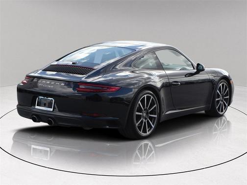 2017 Porsche 911 Carrera