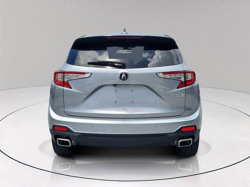 Silver 2023 Acura RDX Technology Package