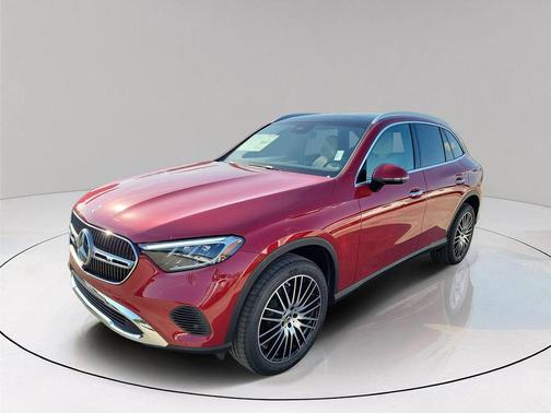 Patagonia Red Metallic 2027 Mercedes-Benz GLC 300