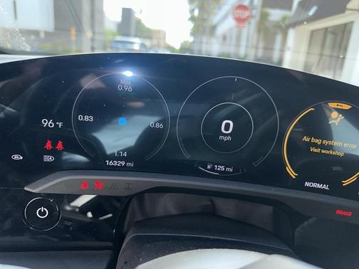 2020 Porsche Taycan Turbo
