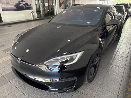 2024 Tesla Model S Plaid