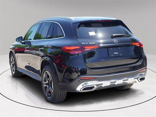 2025 Mercedes-Benz GLC 300 Base