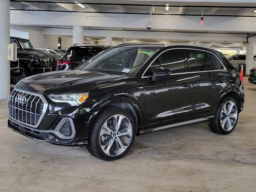 2021 Audi Q3 45 S line Premium