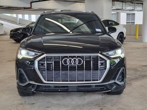 2021 Audi Q3 45 S line Premium