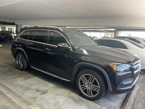 2022 Mercedes-Benz GLS 450 4MATIC