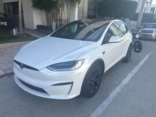 2023 Tesla Model X Base