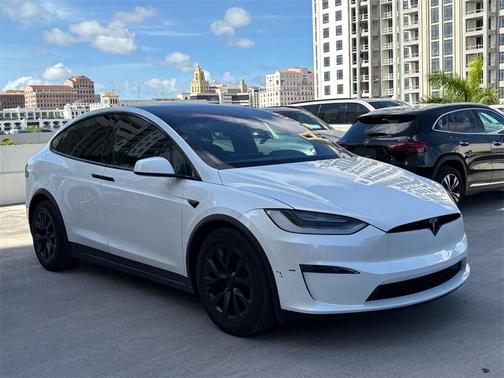 2023 Tesla Model X Base