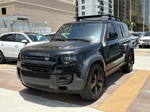 2020 Land Rover Defender 110 SE