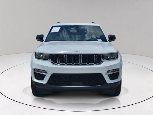 Bright White Clearcoat 2023 Jeep Grand Cherokee Limited