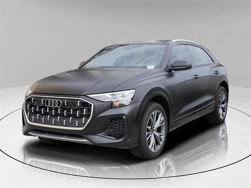 2025 Audi Q8 55 Premium