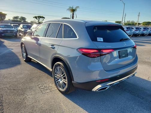 Alpine 2026 Mercedes-Benz GLC 300 Base
