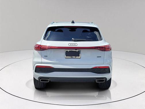 Glacier White Metallic 2025 Audi Q5 2.0T quattro Premium