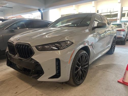 2025 BMW X6 xDrive40i