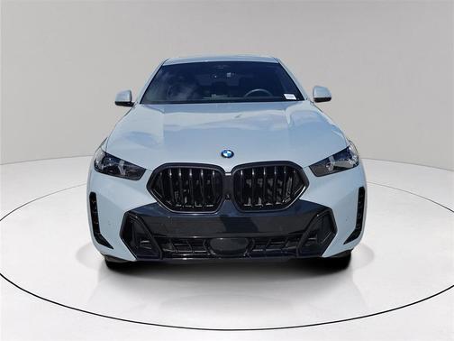 2025 BMW X6 xDrive40i