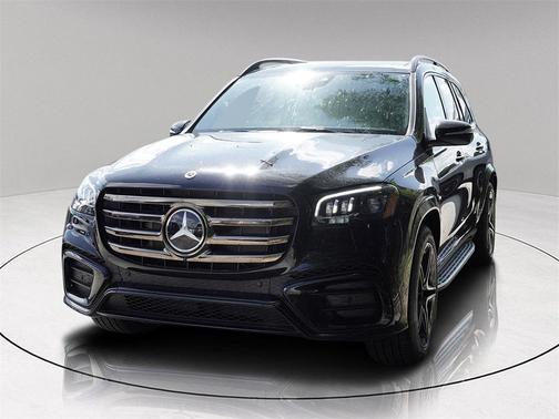 2026 Mercedes-Benz GLS 450 4MATIC