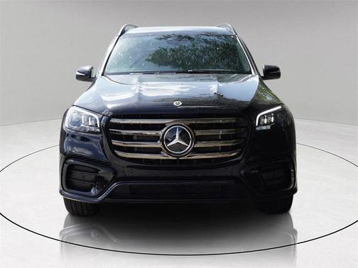2026 Mercedes-Benz GLS 450 4MATIC
