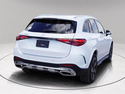 2025 Mercedes-Benz GLC 350e Base 4MATIC