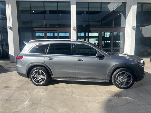 2022 Mercedes-Benz GLS 450 4MATIC
