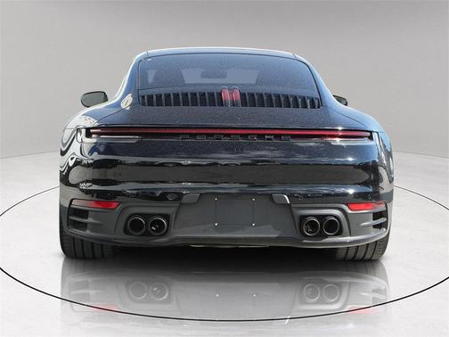 2021 Porsche 911 Carrera