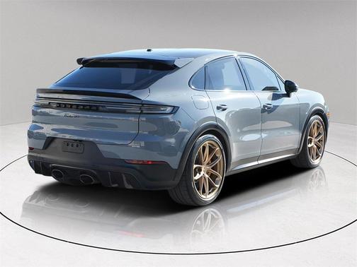 2024 Porsche Cayenne Turbo GT