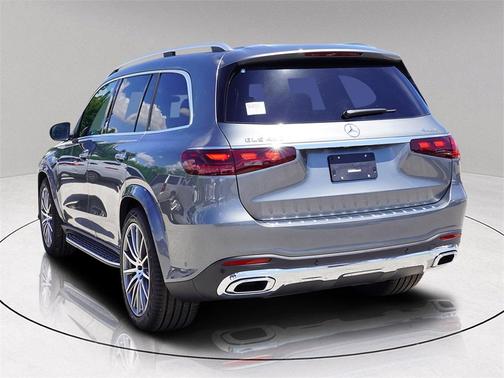 2026 Mercedes-Benz GLS 450 