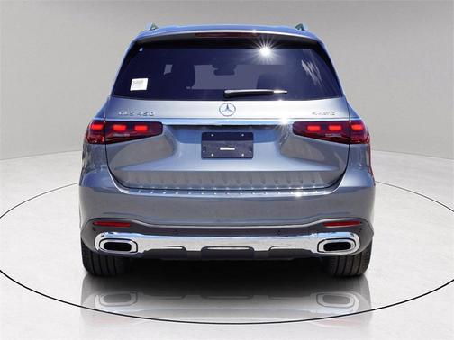 2026 Mercedes-Benz GLS 450 