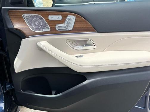 2025 Mercedes-Benz GLE 450e 4MATIC