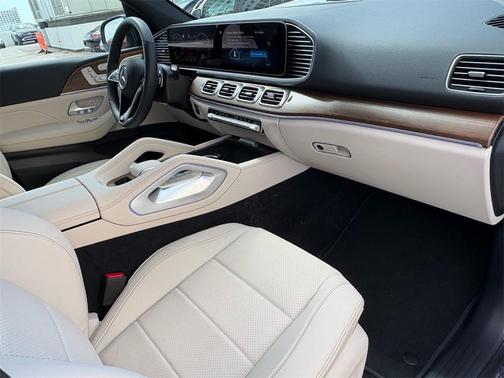 2025 Mercedes-Benz GLE 450e 4MATIC