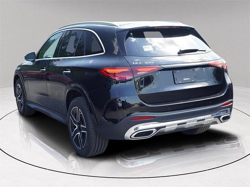 2025 Mercedes-Benz GLC 300 Base