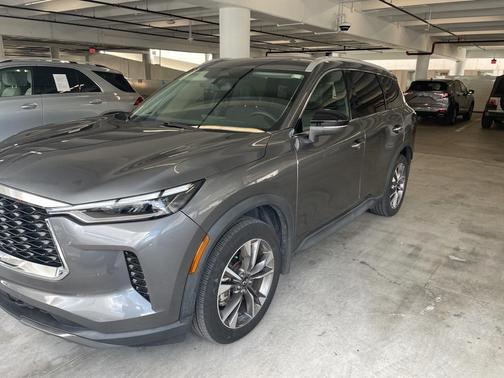 2022 INFINITI QX60 Luxe