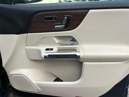 2022 Mercedes-Benz GLB 250 Base