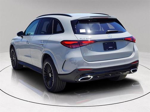 2025 Mercedes-Benz GLC 300 Base