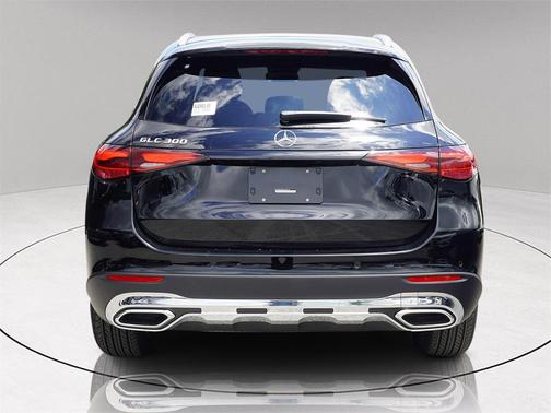 2025 Mercedes-Benz GLC 300 Base