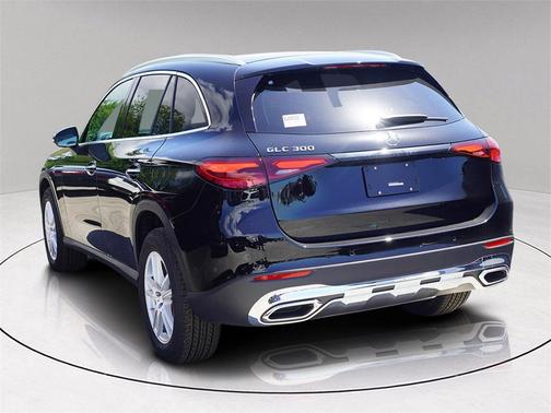 2025 Mercedes-Benz GLC 300 Base
