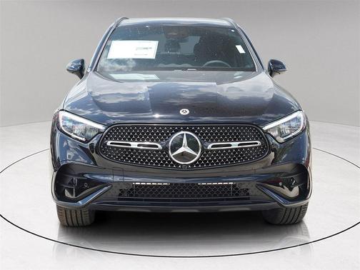2025 Mercedes-Benz GLC 300 Base