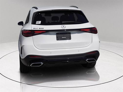 2026 Mercedes-Benz GLC 300 Base