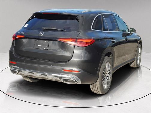 2025 Mercedes-Benz GLC 300 Base