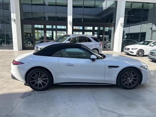 2023 Mercedes-Benz AMG SL 43 Base