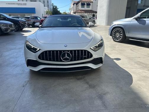2023 Mercedes-Benz AMG SL 43 Base