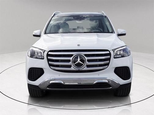 2026 Mercedes-Benz GLS 450 