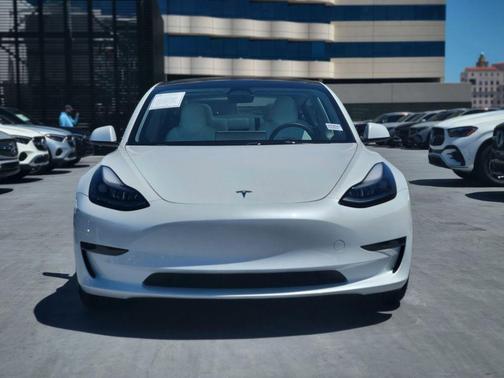 White 2023 Tesla Model 3 Base
