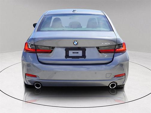 2023 BMW 330 i