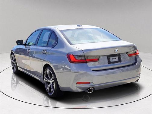 2023 BMW 330 i