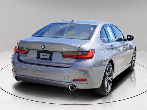 2023 BMW 330 i