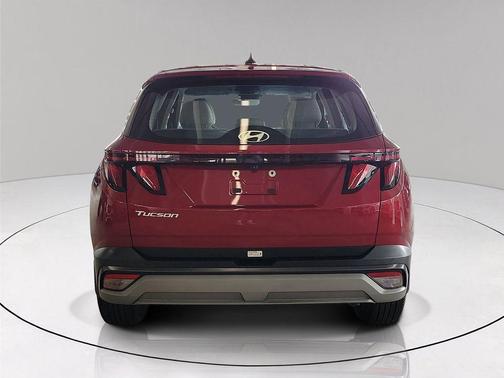 Red 2025 Hyundai TUCSON SE