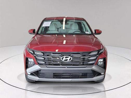 Red 2025 Hyundai TUCSON SE