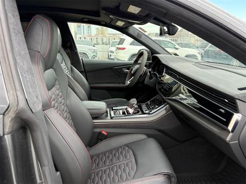 2024 Audi RS Q8 4.0T quattro