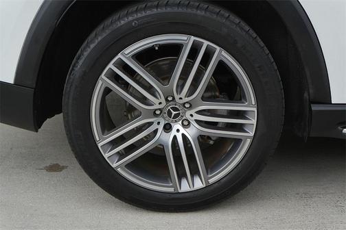 2022 Mercedes-Benz GLS 450 4MATIC