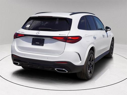 2025 Mercedes-Benz GLC 350e Base 4MATIC